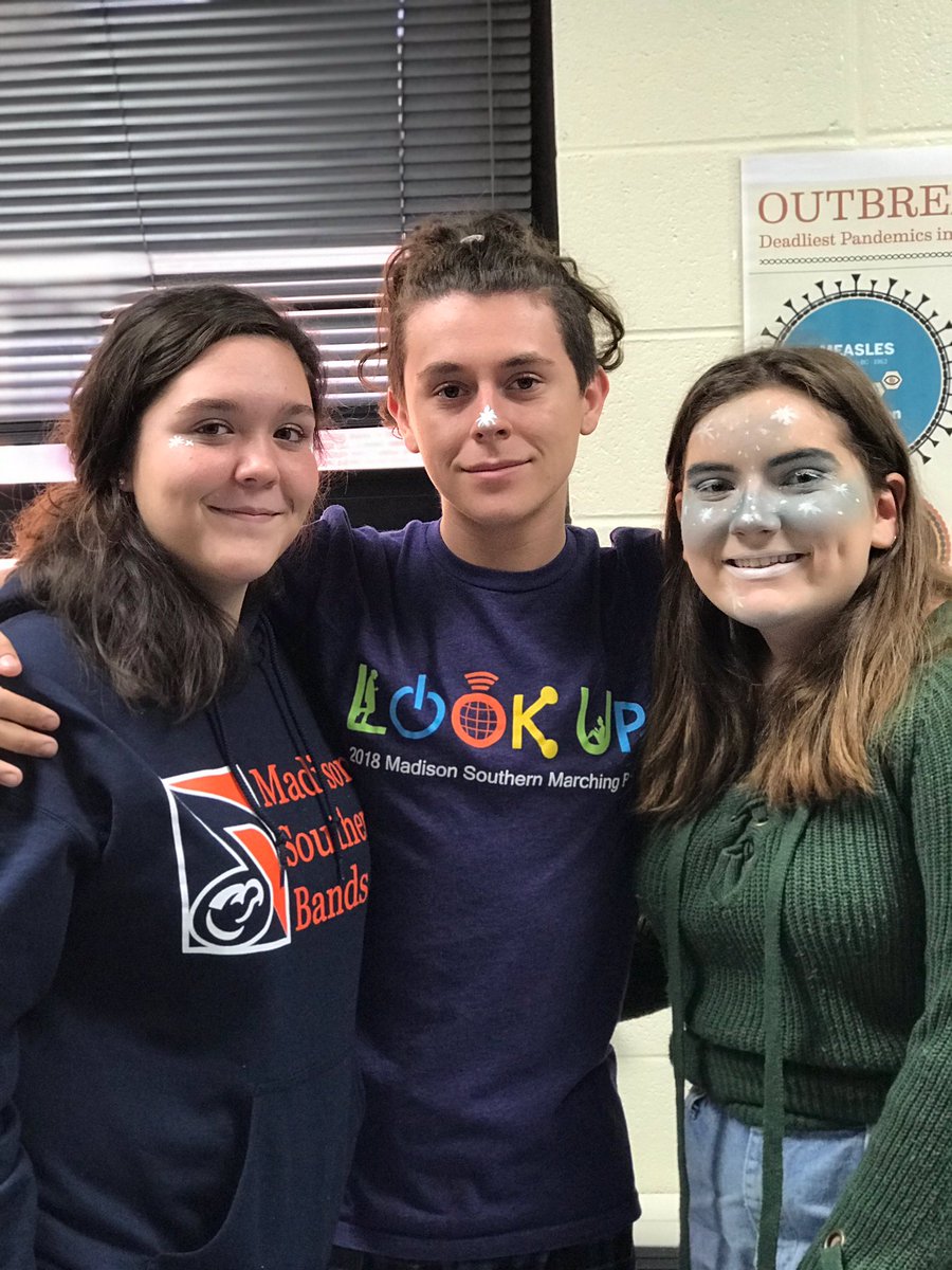 mshs2021's tweet photo. Day 3: Snow Day❄️🌨❄️ https://t.co/F2V8FM5Fqr