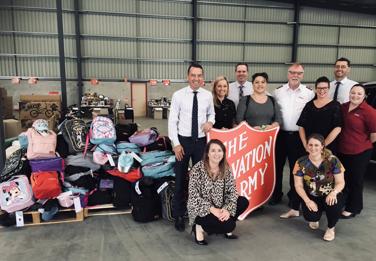 100 full school bags with over $7,140 worth of stationary delivered to The Salvation Army on Wednesday. THANK YOU to our <a href="/ANZ_AU/">ANZ Australia</a> QLD/NT teams for your personal contributions #thesalvos #community #giving #donations #ANZ #banking