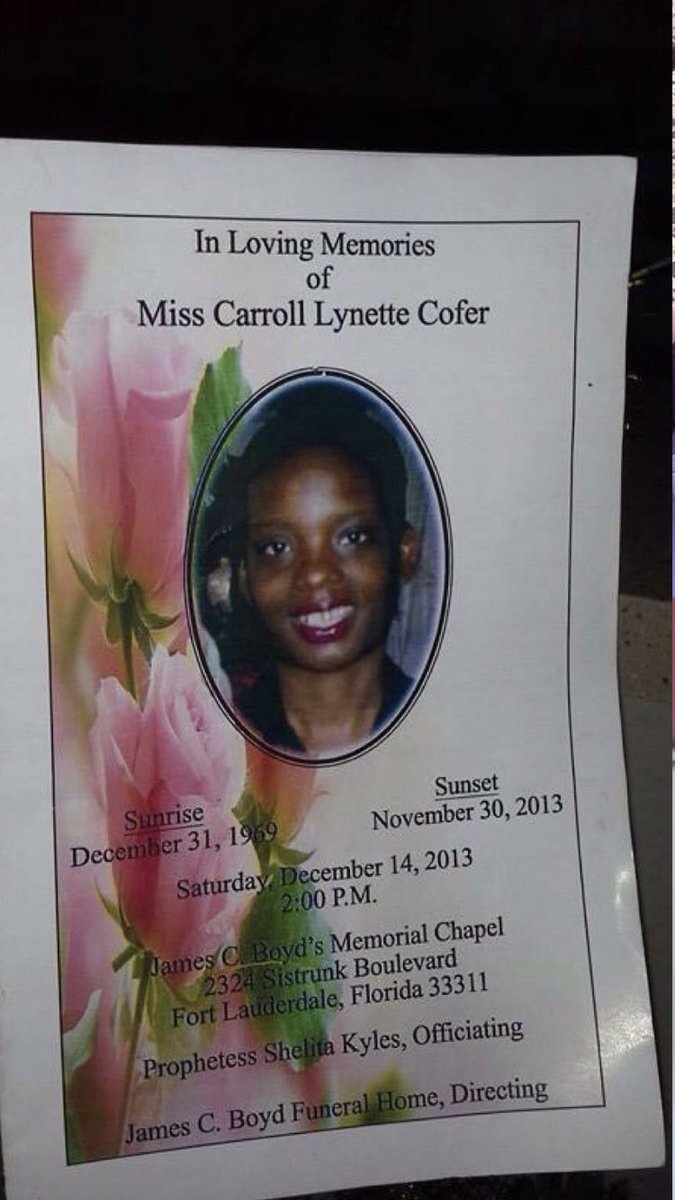fawnluna34's tweet photo. I lost my mom my senior year of high school around the holidays.I’ve been devastated over the years w/o her. This is the 2nd graduation that she isn’t here to physically share with me but I know she’s beyond proud of me. I miss you so much.Your baby is graduating college♥️#myasu https://t.co/KFSrqEU6Se