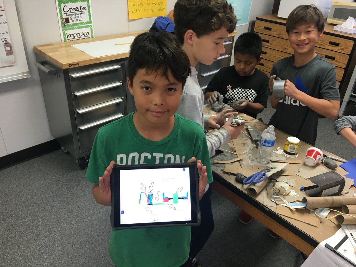 SechrestWes's tweet photo. Our #pauleckecentral 5th Grade students immersed in a DREAMS design challenge to make sure chickens get water.  Such innovative examples! @eusdtweets @EUSDTBaird @EUSDFarmLab https://t.co/XWrfLlN6Yr
