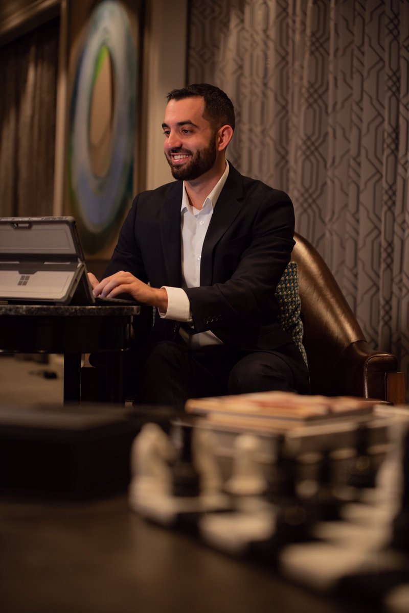 cap_cle's tweet image. Corporate photos MATTER! #CapCLE