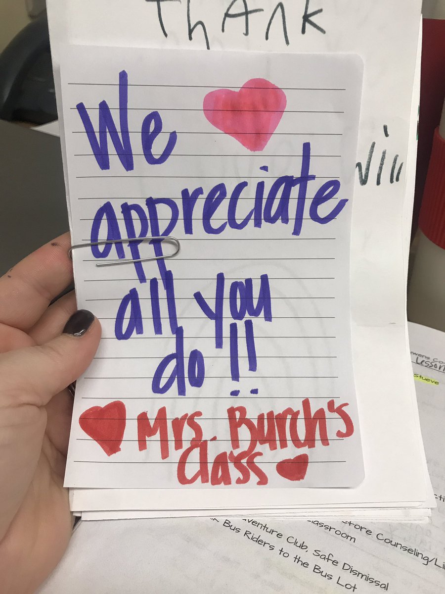 D32MrsBurch's tweet image. Mrs. Burch’s class is participating in Acts of Kindness during the month of  December... So far we’ve cleaned up trash around our school and made thank you cards for cafeteria staff! #choosekind #pesd32 #KindnessIsMagic