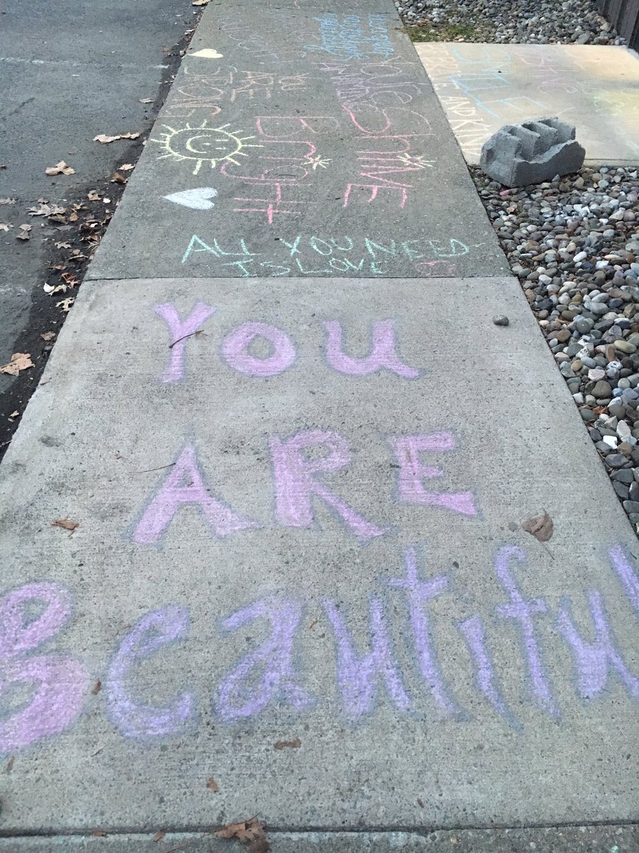 whenurcurious's tweet photo. OV SADD sending out all the good vibes to our school community! #chalkthewalk #ovfamily #saddstrong @SADDnation @WappFallsToyota @WCSDEmpowers @OVAHSwolves https://t.co/F3EfKA1wXO