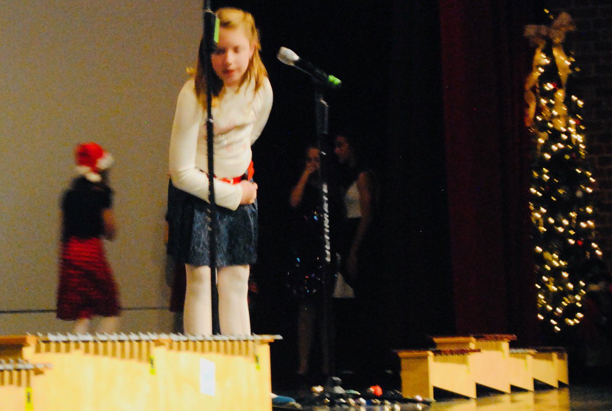MsB_music_class's tweet photo. Thanks for a great concert Edison!  @edison_4th @edison4thFPS @Edison5th @Edison5th @edisongrade6 https://t.co/ntjAYJ9MFp