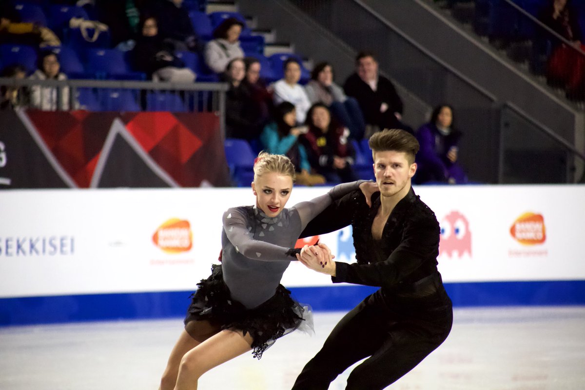 ISU Junior & Senior Grand Prix of Figure Skating Final. 6-9 Dec, Vancouver, BC /CAN  - Страница 8 DtwvZspVsAA0J8c