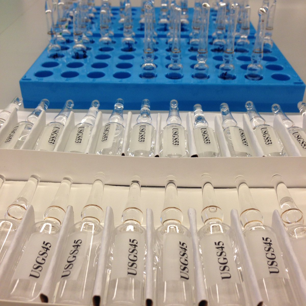 other_rock's tweet photo. Whee! We've got #waterisotope standards for days! (Many years, actually!) @JackAHutchings https://t.co/jClrLkvA67