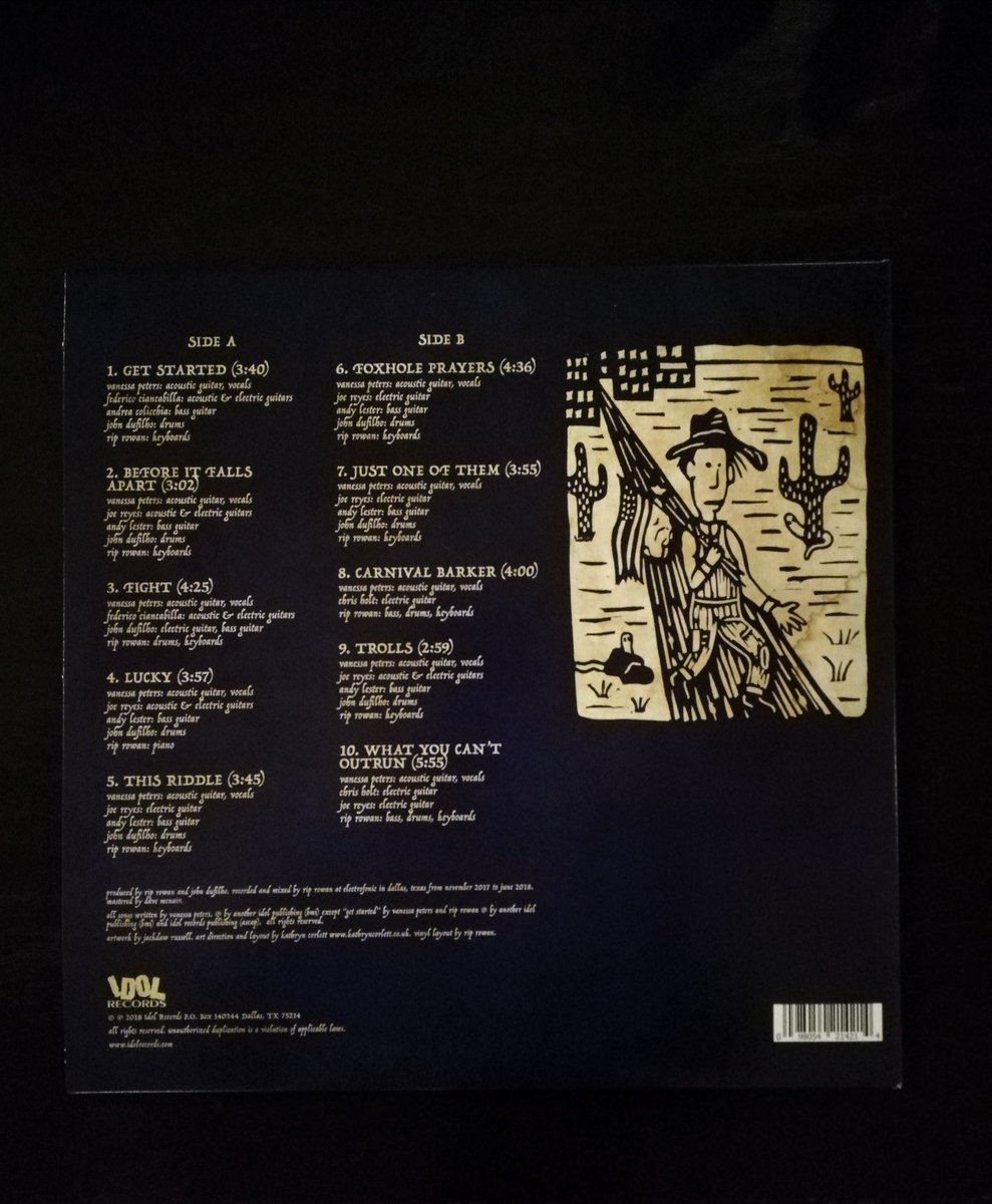 vanessapeters's tweet photo. The #vinyl records arrived today!!!!!
The packaging is gorgeous and the album sounds amazing.
Order here! 
https://t.co/ZvaRy4teXk
#foxholeprayers #NewMusic #VinylRecords #vinyladdict https://t.co/PBIhFstM0u