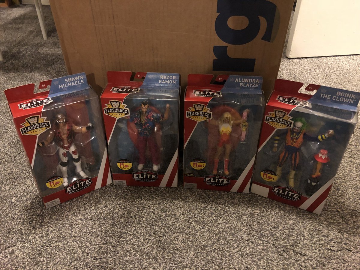 OldMrStevie1983's tweet photo. @WFmaniac @WWEMattelRetro Gotta love when your brother has sent you a box from his Florida holiday for the Man Cave #WWEMattel #WWEFlashback #WWERetro #WWEHallofChampions https://t.co/T8XhvPe8ur
