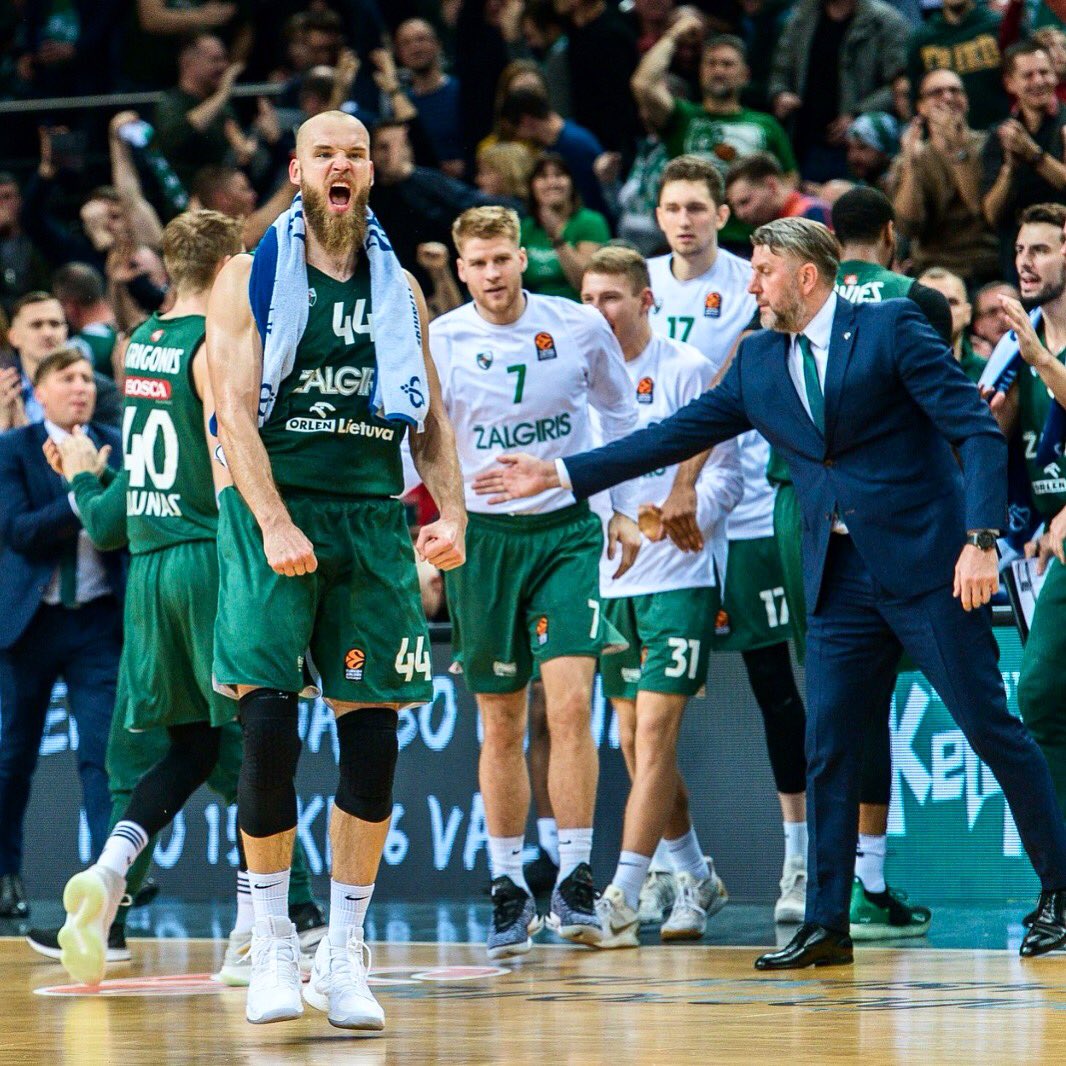 Gražu 💚👊🏀 Su pergale!
