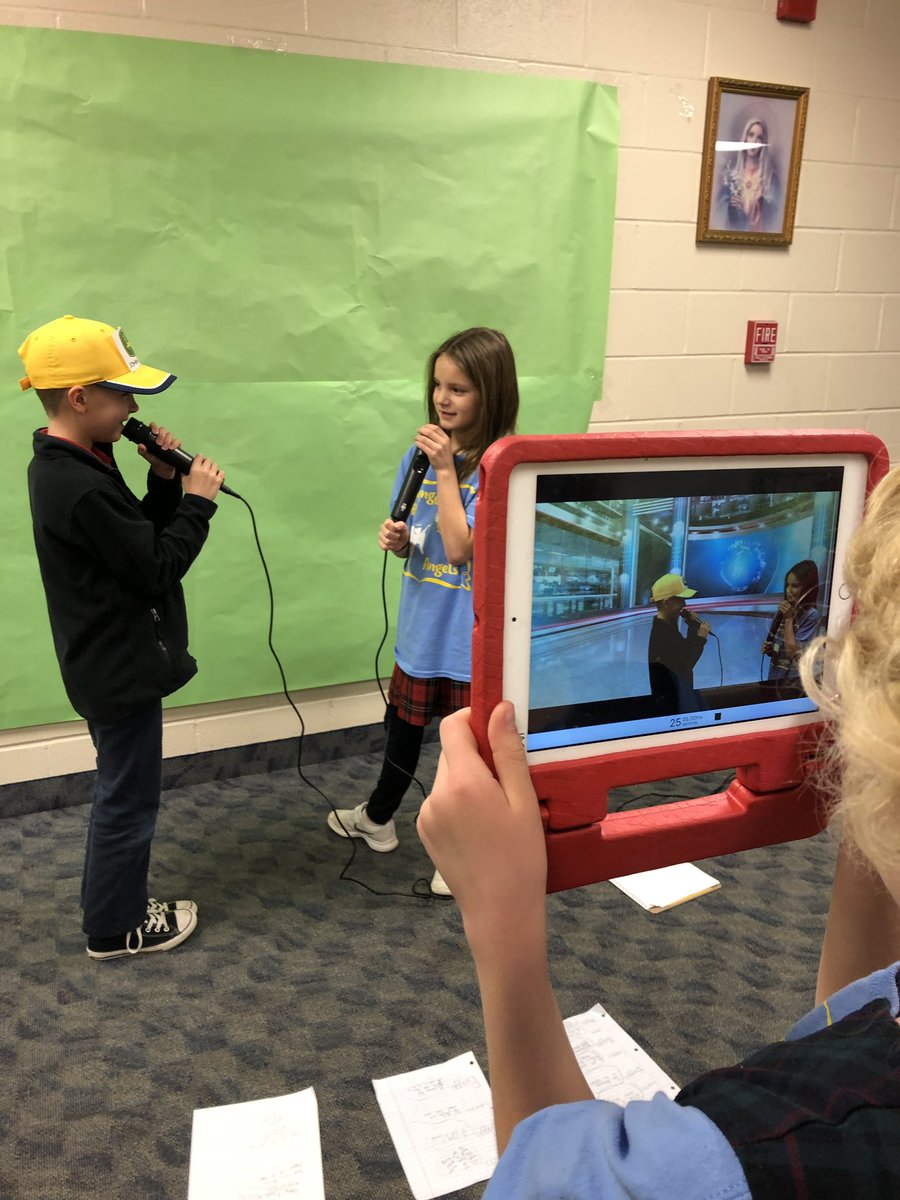 WorthingtonSLDM's tweet photo. Students had fun using the iPads and green screen app to interview characters from their novel study of Fantastic Mr. Fox.  @SLDMFishers @SLDM_Principal https://t.co/BrQsaZ0O1I