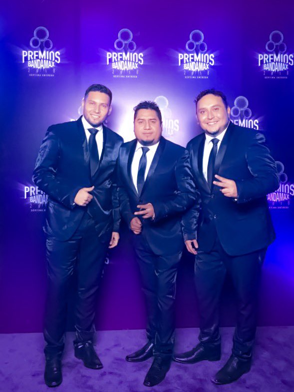 bandabg2014's tweet photo. #lospremiosbandamax2018 https://t.co/IuvNy92k3g
