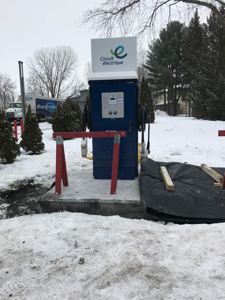 parmenide9999's tweet photo. Tellement une grande nouvelle pour notre région et notre petite ville!
Les voitures électriques seront les bienvenues! https://t.co/e4qCvDpVVE
