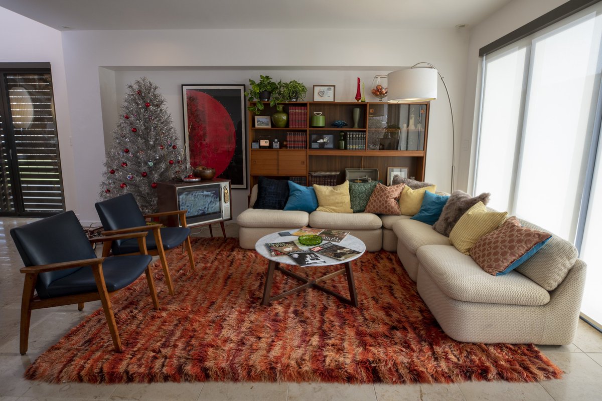msichicago's tweet photo. #TBT to Dec. 1968 when the Apollo 8 mission made history. Now until Jan. 6, throwback everyday inside MSI's interactive pop-up, #MoonRoom1968. Snap a 📸 in this 60's-themed living room as you watch coverage from the mission, type a letter on a typewriter, and shop retro gifts. https://t.co/38HiZ5swoW