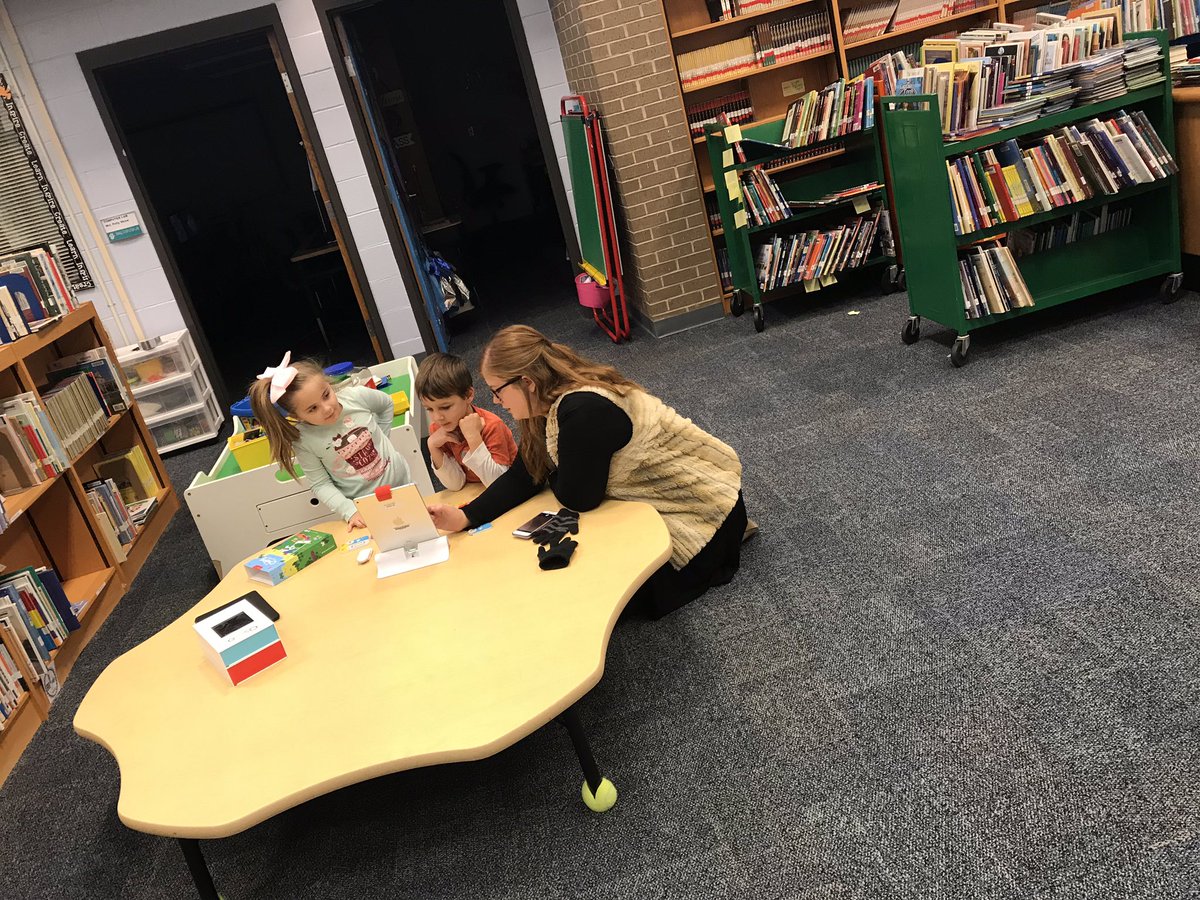 ReadingWithBird's tweet photo. Our kindergarteners amaze me with the flexibility of their brains and how quickly they make connections to new learning! @bvschools @bvlibraries @MissKarstOTE @PlayOsmo #BVHourOfCode #BVBlendED #BV229Tech #teamOTE #HourOfCode https://t.co/Fz1BfBNvig