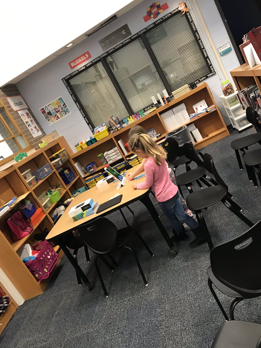 ReadingWithBird's tweet photo. Our kindergarteners amaze me with the flexibility of their brains and how quickly they make connections to new learning! @bvschools @bvlibraries @MissKarstOTE @PlayOsmo #BVHourOfCode #BVBlendED #BV229Tech #teamOTE #HourOfCode https://t.co/Fz1BfBNvig