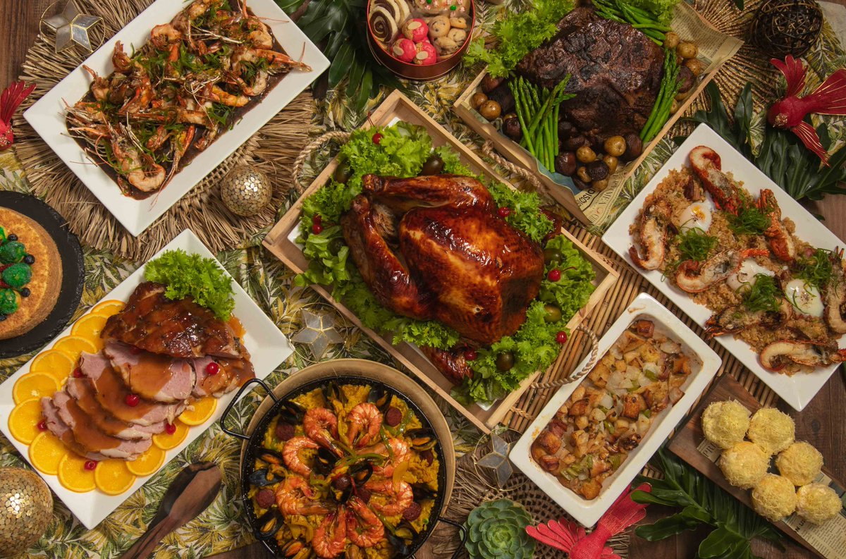 DiscoveryPrimea's tweet photo. Surprise the food lovers in your life with delightful treats and savory dishes from our curated selection of festive takeaways. Visit https://t.co/vlmQXariSk or call 955 8888 for more information. https://t.co/qHrJ1Hq065