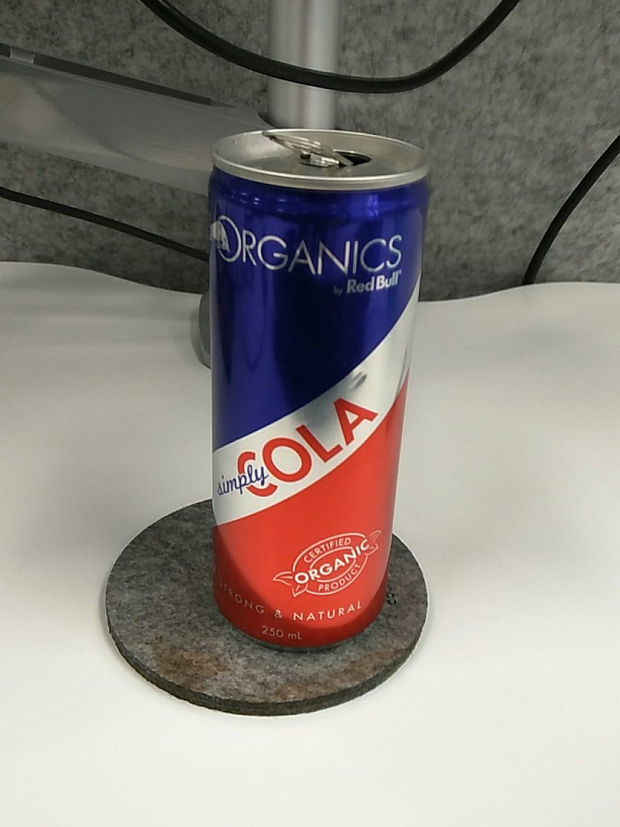 thesnackfeed's tweet photo. Trying the @redbullau cola. Tis interesting. #RedBull #drink https://t.co/TexijEFzK1