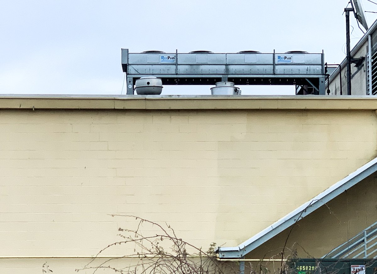 Happen to be driving through Branford, CT and saw this <a href="/RefPlus/">RefPlus</a> condenser on the roof of a Big Y grocery store #HVACR