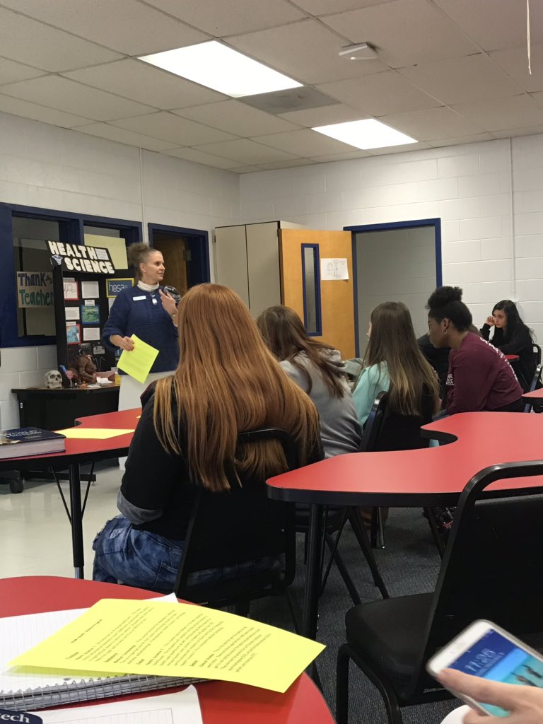 RSMCounselor's tweet photo. Sharing our #HealthScience love with the @WSHSWarEagles today! #Recruiting #CNA #HOSA #ONETeam @KDBlankenship #multiplepathwaystosuccess https://t.co/ldS9gu8PYo