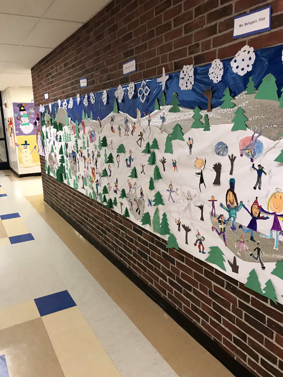 kdero2477's tweet photo. Let’s do it again tomorrow night! FIne Arts Night was wonderful! Thank you @MrsFrasermusic and Kathleen Lorenzo! Impressive night! So much fun!@HHS_Bemiss @LPS_Tremblay #HHSrocks @ https://t.co/V9ODPp8SRE