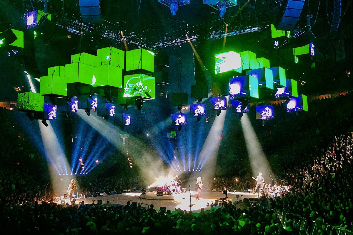 12thman360's tweet photo. @Metallica Amazing show last night! ๐ค๐ผ2nd #Metallica show ever and it did not disappoint. Come back soon guys! #MetInPortland https://t.co/rRT0baIzR9
