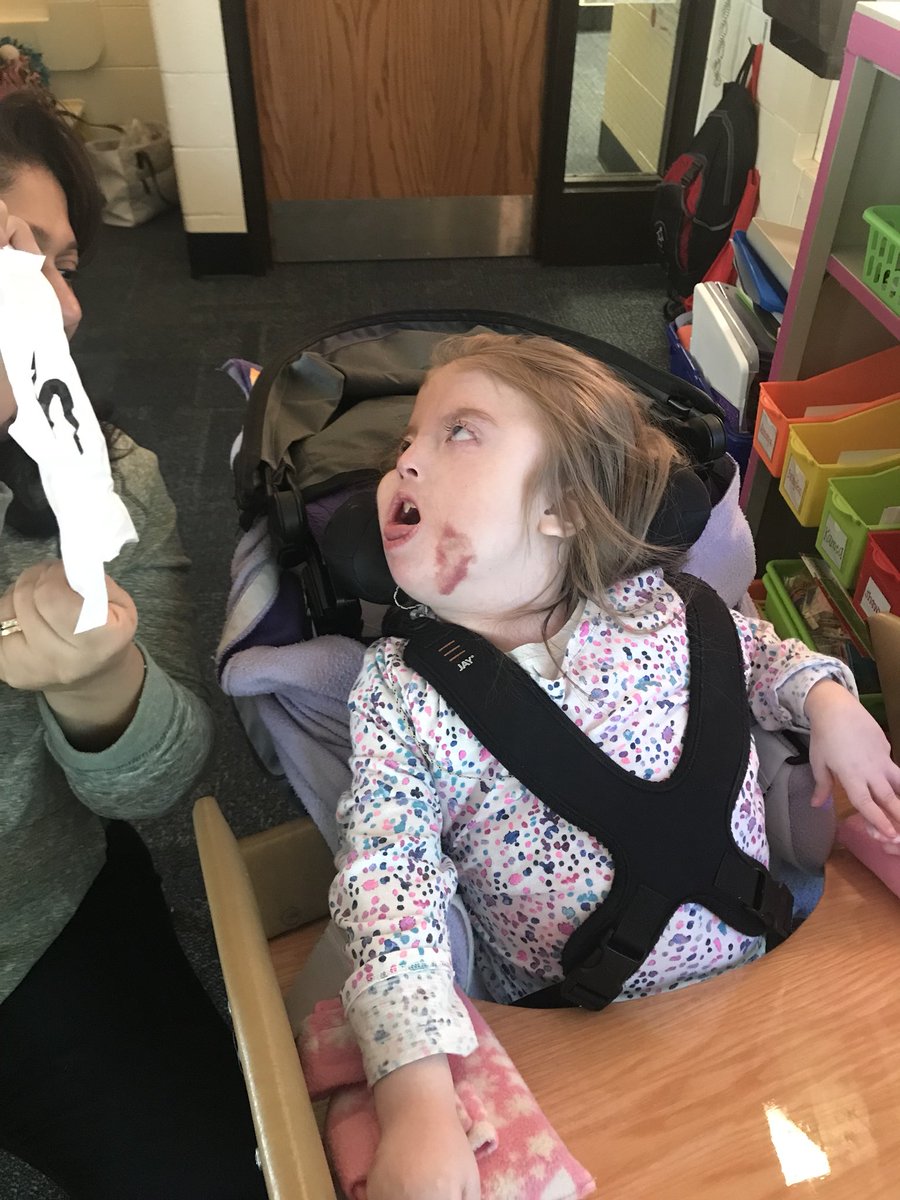 teach_withMrsV's tweet photo. Our classroom was in action today while playing snowball sight words! Students had to catch the “snowball” then read/match the SW written on the paper. When we identified a word, we crossed it out on the board. The students loved it! #12DaysTwitter #D54chat #handsonlearning ❄️ https://t.co/fHNOvzZ9ax
