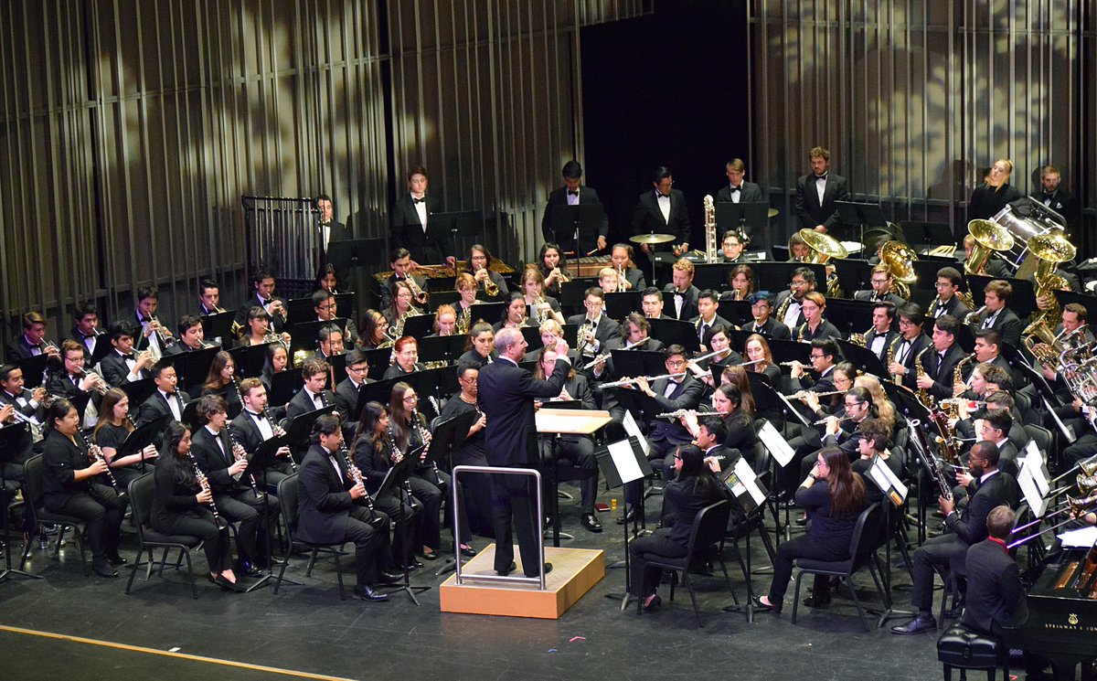 CSUNMusic's tweet photo. On Tuesday, CSUN Music hosted our annual Holiday Concert in The Soraya! Featuring CSUN's Wind Ensemble, Wind Symphony, Jazz "A" Band, Women's Chorale and special appearances from the Music Faculty and various student groups! View more photos here: https://t.co/mpnrY6FsNo. https://t.co/fn3UFuNgdU