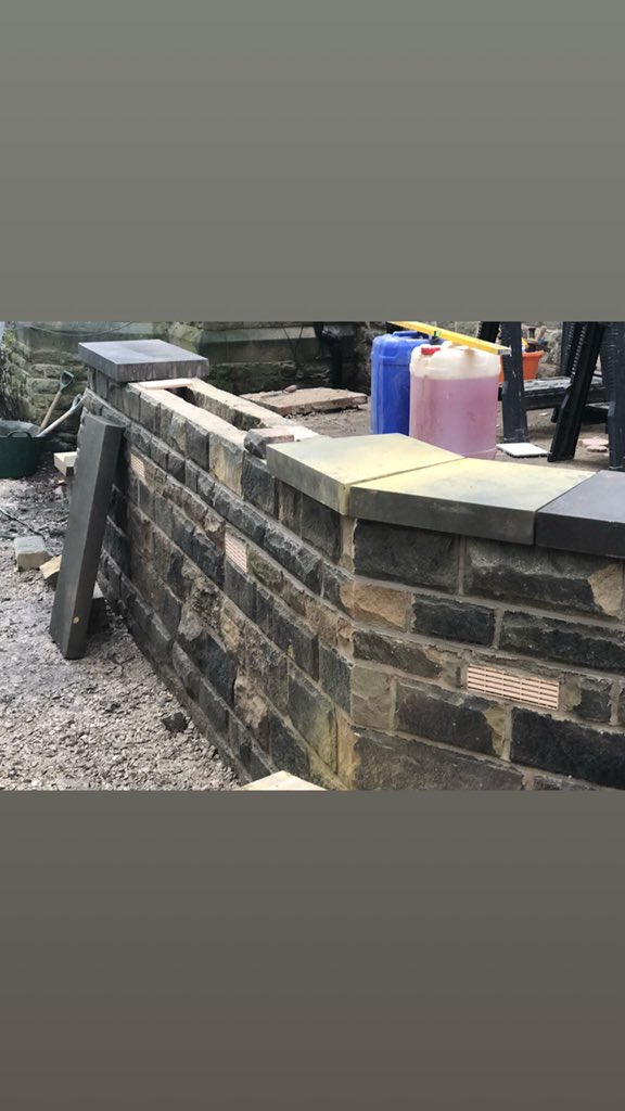mickybricky1's tweet photo. https://t.co/MP64p0NGKm preparation is the key #SheffieldIsSuper #Sheffieldissuper #sheffield #AtSocialBiz #ATSocialMedia #UKBizHour #uksmallbiz #ukbusinesshour #sheffbizhour #mickybricky1 #quality #stonework #stonecoping #mitredcorners #raisedterrace #limemortar #pushingon #rain https://t.co/DzLiyfn9OQ