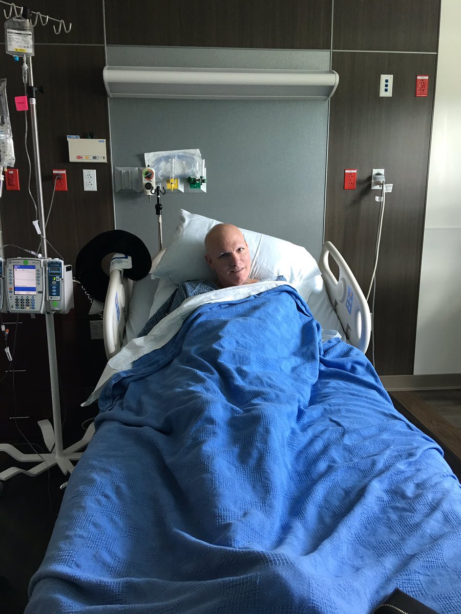 teebaby99's tweet image. the fight is over, the pain is gone RIP daddy i love you forever imma make you proud💙