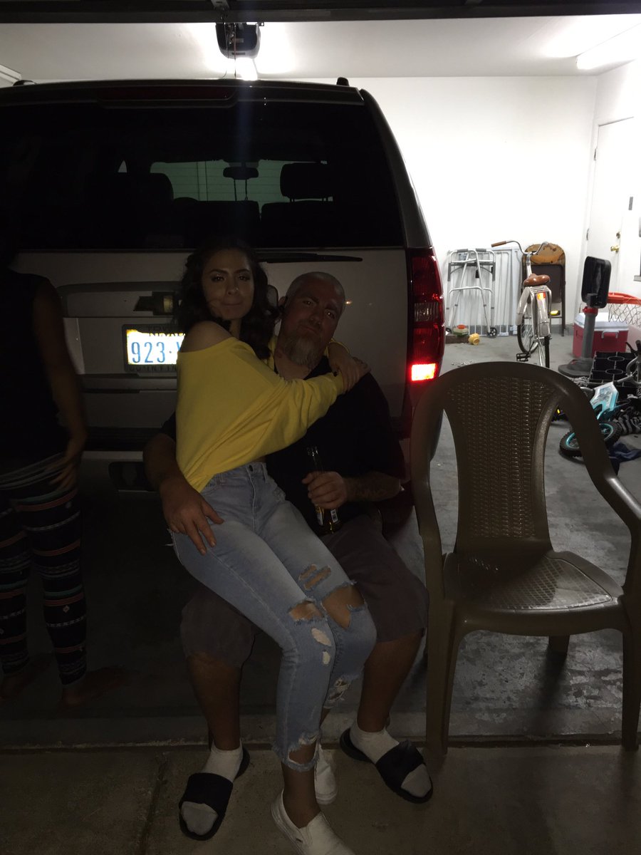 teebaby99's tweet image. the fight is over, the pain is gone RIP daddy i love you forever imma make you proud💙