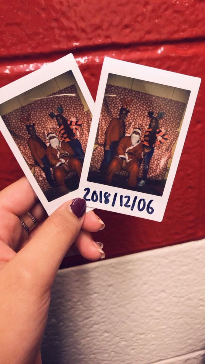 ChinguacousySAC's tweet photo. And thatβs a wrap for Photos with Santa! #chingmas2k18 #picwithsanta π
π½π
π½π
π½ Day 3 of Chingmas is CHINGMAS COLOURS, so wear red or green on Monday Chinglewolves!!! @chinguacousyss https://t.co/HkWfy9LZTk