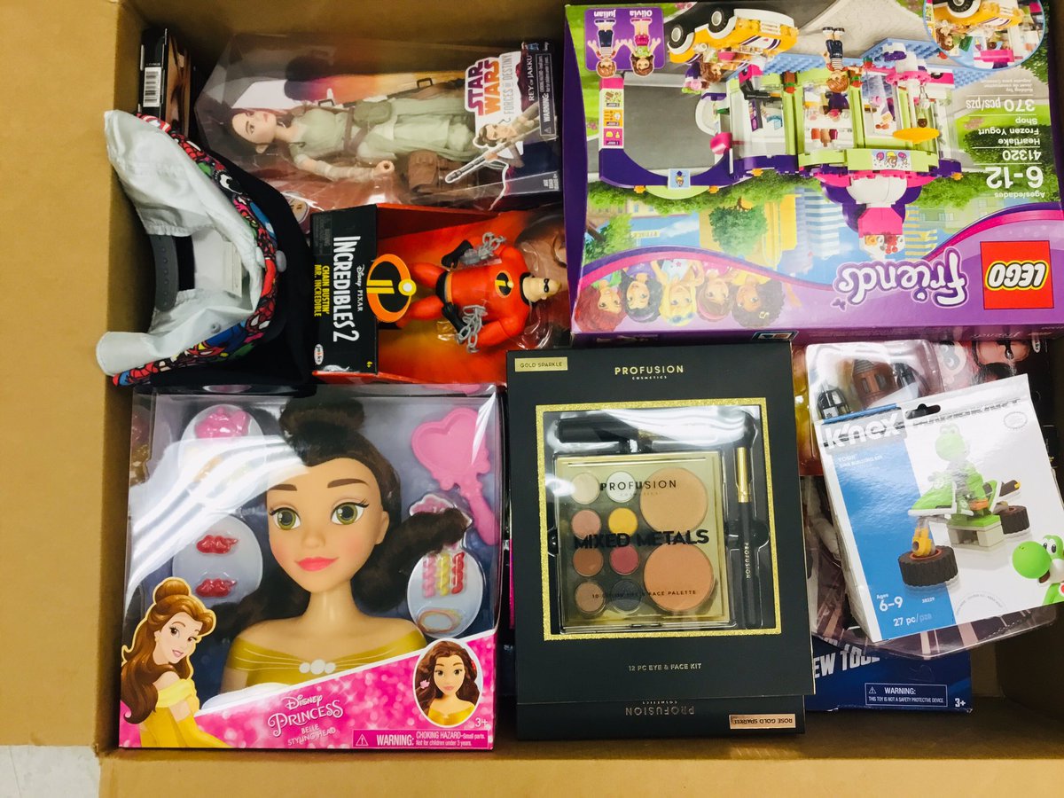 MFDClass1's tweet photo. It’s beginning to look a lot like Christmas! Thanks to everyone that has given. We are accepting unwrapped toys until 12/14/2018 https://t.co/EL75C2GoEk