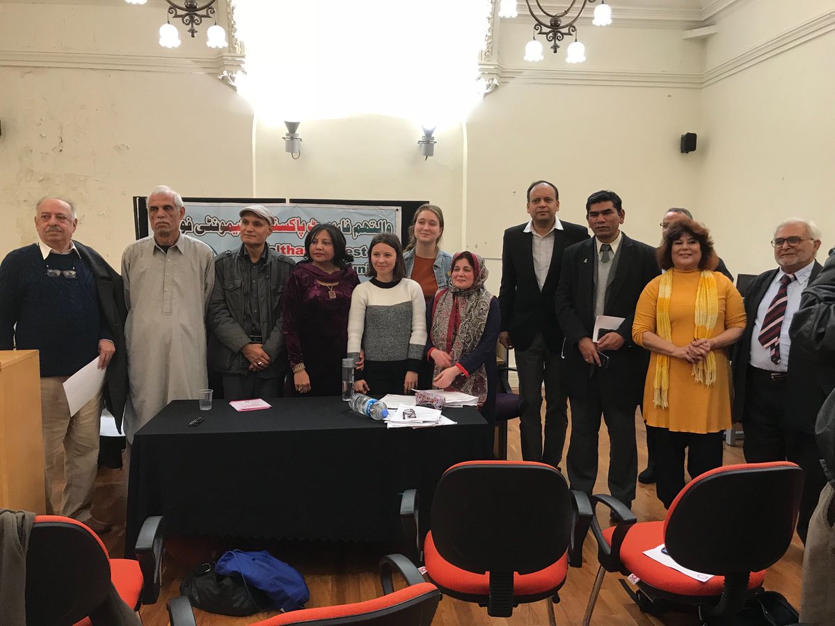 The HEartS Music Survey is online so that it’s easy for you to share with your friends, family, classroom, or neighborhood arts group. Take it online in 15 minutes at heartsmusic.co.uk #HEartSMusic #TheHEartSProject