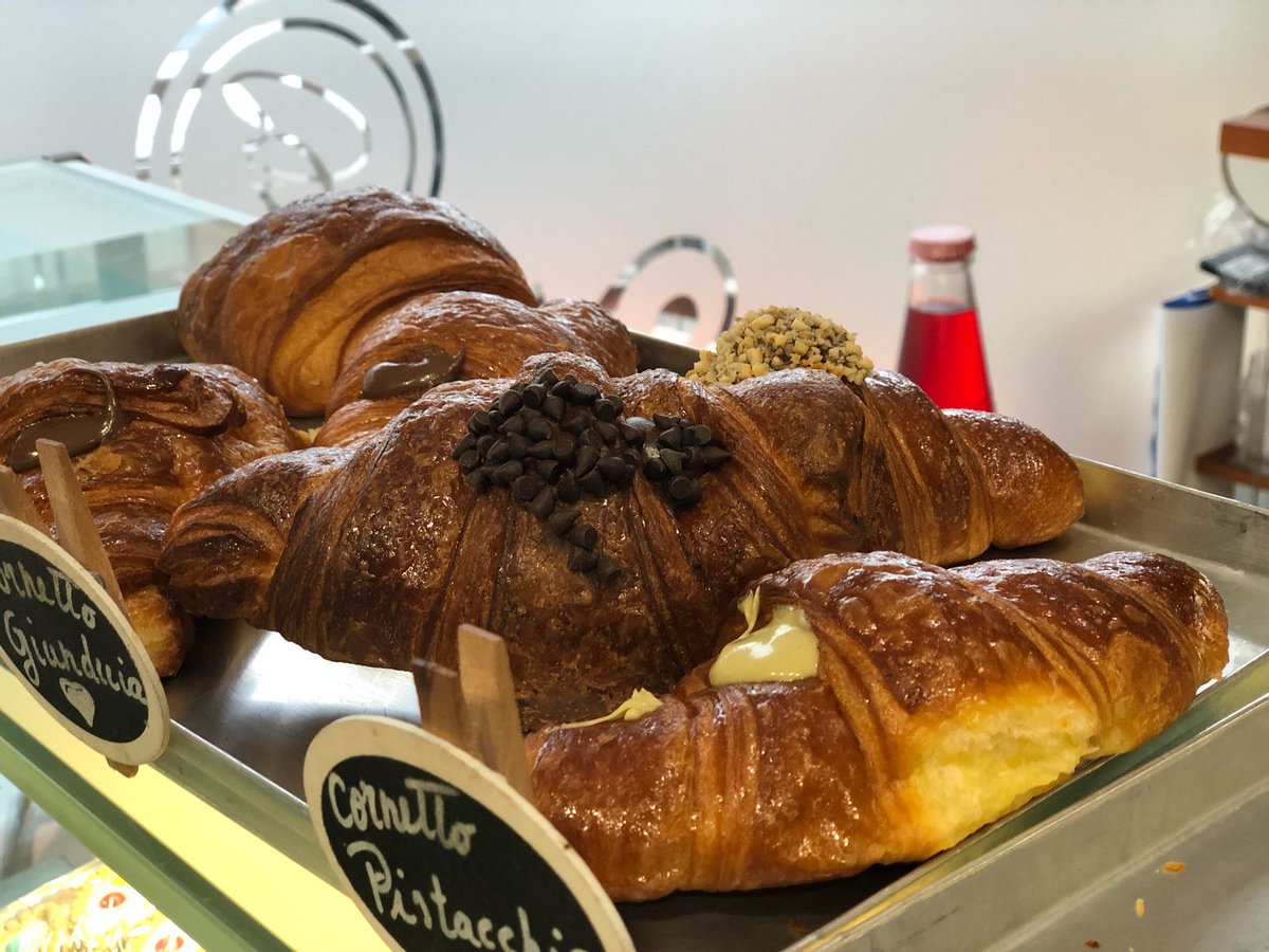 CicchettiPastic's tweet photo. vieni a trovarci in Largo delle Veroniche, Fraz. Monticelli, (A.P.)!
#Cicchetti #Caffetteria #Pasticceria https://t.co/wYRjwTr8Xo