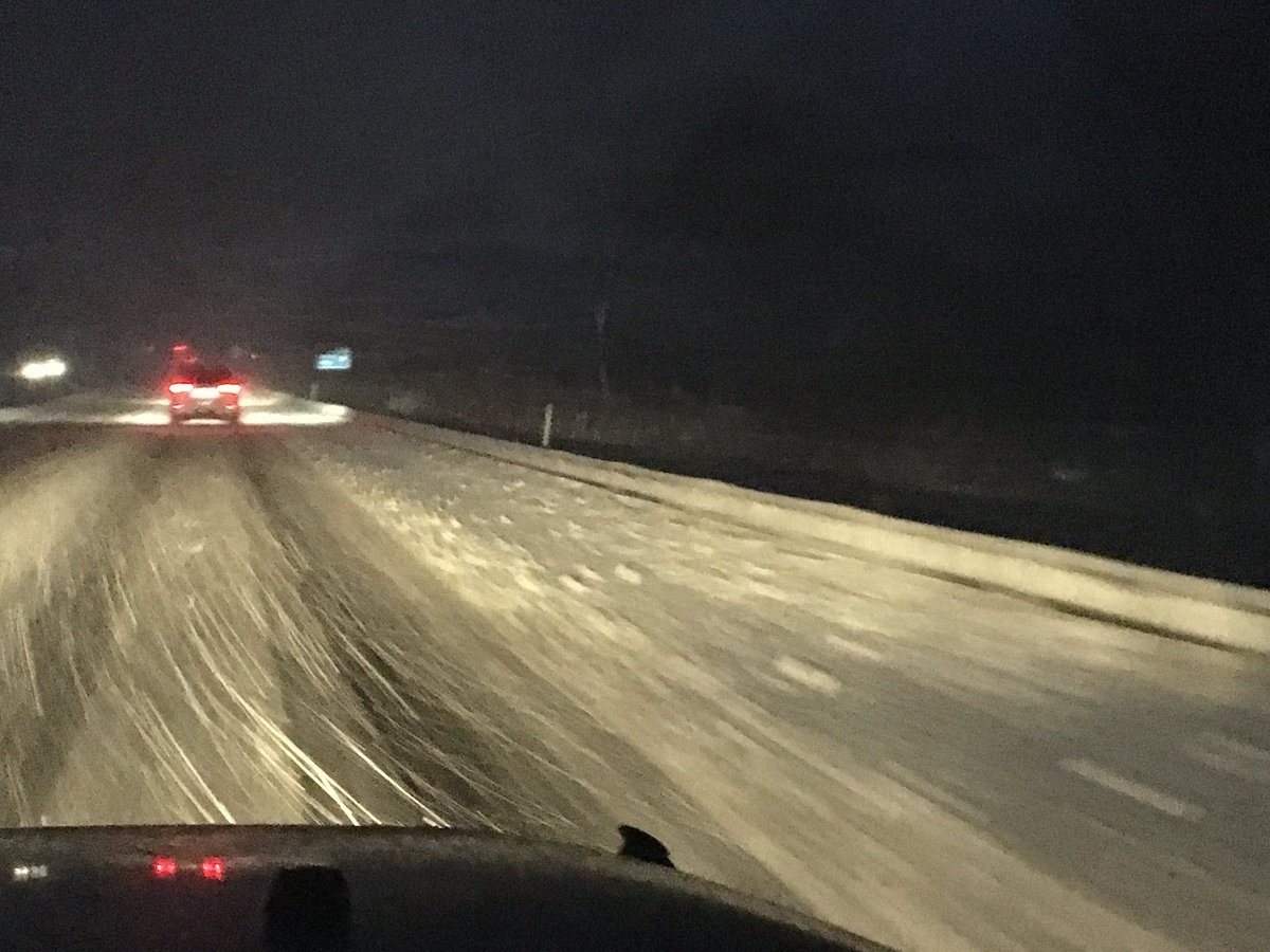 TommySladek's tweet photo. @WayneStormWatch @CNYcentral Quite the snowy scene near Watertown. Emergency crews working to pull out a few cars from ditches up and down I-81 https://t.co/IL06vctfe1