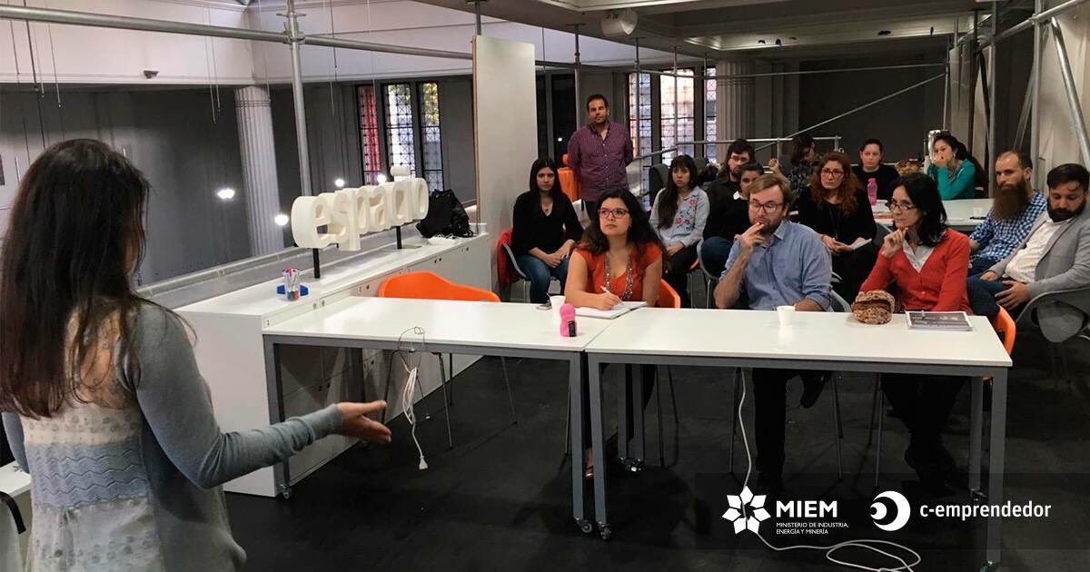 El pasado lunes 3 estuvimos presentes en las presentaciones de los emprendedores que participaron del Taller de validación de ideas en el <a href="/inju_uy/">INJU Uruguay</a>. Este se realizó en el marco de la convocatoria al Espacio Germina!, proyecto que apoyamos desde el <a href="/MIEM_Uruguay/">MIEM Uruguay</a> junto a ANDE.