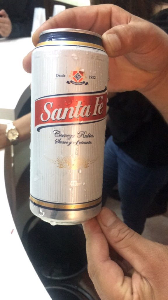 Y para acompañar la picada, degustamos la cerveza Santa Fe ! 🍻. Salud ! <a href="/yoLeoRossi/">Leo  Rossi</a> #VAMOSCASADESANTAFE #NOCHEDELASCASAS