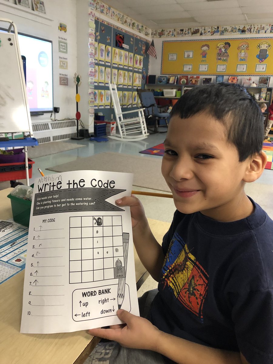 ChristaLeonardi's tweet photo. Today in Math we participated in the Hour of Code. We talked about coding and computer programming and participated in coding activities such as an Osmo coding game and learning about “Dot” the robot! We had a great time! 🤖💻🔢@KrohnEdu  @cheekmw16 @PlayOsmo #JCLEARNERS https://t.co/5fFh0yULpf