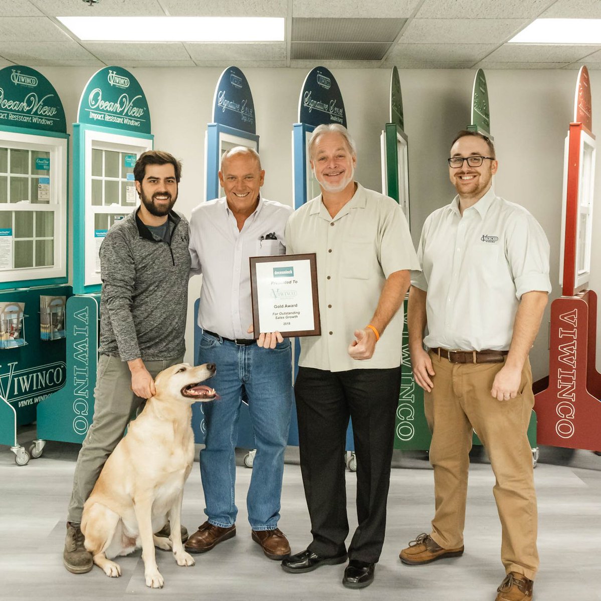 Today we were awarded the Deceuninck Gold Award for Outstanding Sales Growth for 2018. A big thank you to our dedicated employees, loyal customers and exceptional partnership with <a href="/DeceuninckNA/">Deceuninck NA</a> as we aim for an even better 2019!🥇 🏆 

#viwinco #deceuninck #awards #manufacturing