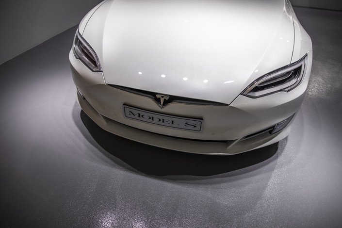 Tesla to Start Production in China Next Year, Shanghai Says ow.ly/gtV230mT6H8 by @caixin