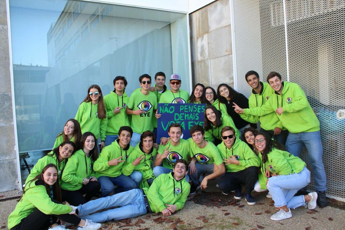 listaeye's tweet photo. 2° dia de campanha✅ 
Amanhã último dia de campanha e também dia de debate ficamos à vossa espera para apoiar a vossa lista 👀💚
#listaeye https://t.co/4j96ypoWP4