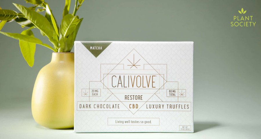 plantsociety1's tweet photo. On the first day of Christmas, my true love gave to me @calivolve Matcha CBD Chocolate Truffles. Full spectrum, American-grown hemp CBD truffles w ashwagandha & maca 💎🍫 1 truffle = 20mg of CBD.
https://t.co/y7AyLjOiHc
#plantsociety #plantsocietyguideguide #calivolve https://t.co/c5dntOaY86