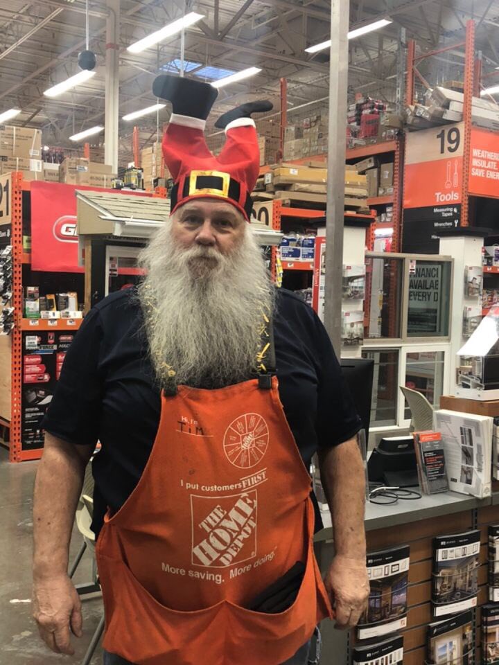 ScaggsKatie's tweet photo. Crazy hat/hair day in Loveland. Loving the involvement!! @DannyMcSM @HDLataille @kmwunrow @THD_Brittney #d77proud #voaspiritweek https://t.co/zKHVIJ6RwQ