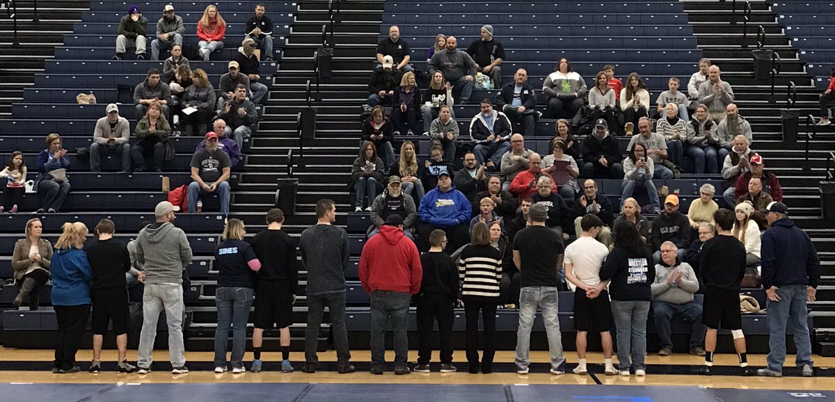 LocosEspm's tweet photo. Congratulations to our seniors. Good luck on your last match here at the Railyard. Please come out and support! #locopride #trainway https://t.co/BUOJy72FMZ