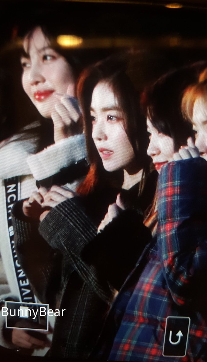 aidenchen0828's tweet photo. 181207 뮤직뱅크🐰
 #아이린 #IRENE #레드벨벳 #RedVelvet_RBB https://t.co/MS7yprpEng