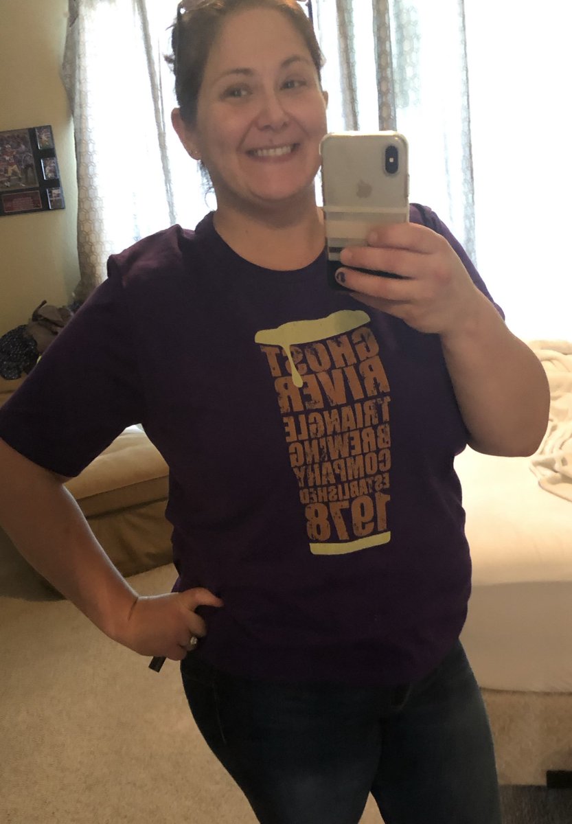truly_NTM's tweet photo. Feeling pretty Earptastic today! Thanks to my kick ass, beautiful friends @EarperMother and @TobysMom1015 I have THE BEST 40th bday gift ever!! #EarpersAreTheBest #Circa1978 #stillsicktho https://t.co/2fKcezRAtj
