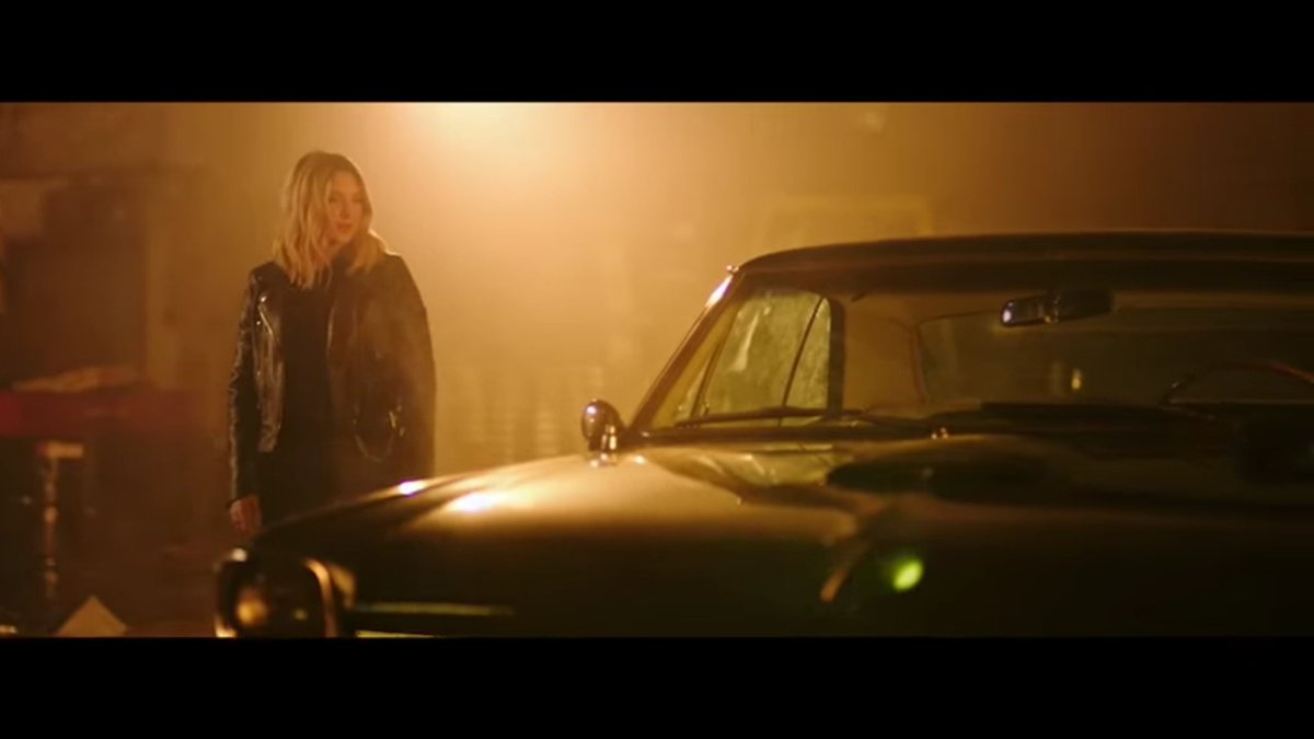 bestnewmusix's tweet photo. @juliamichaels 
#JuliaMichaels 
#NewMusicVideo #SoundOf2018 
🏙🚘🚧

https://t.co/tSR5AsHt5f https://t.co/pzJQFel35C