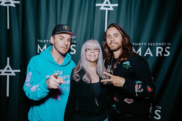 drukuhlman's tweet photo. Fun at the MGM Park Theater with 30 @30SECONDSTOMARS @JaredLeto @ShannonLeto #AdventureVIP @30STMRT @parkmgm https://t.co/AS8N2uCWzs