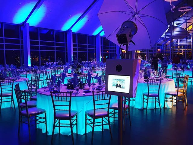 hpphotobooth's tweet photo. Glow tables!!! 😍😍😍 #hotpinkphotobooth https://t.co/2OiHtwgFgX