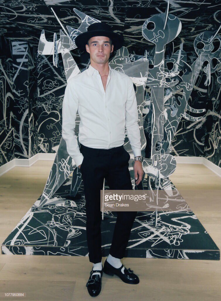 Posing in the front of #ArtInstallation by #AaronCurry titled 'No Idea' (2018) presented by the #davidkordanskygallery during the VIP preview at The Bass Museum as part of the 2018 Art Basel #MiamiBeach art fair on December 5, 2018 #MartinBaranArtist #GettyImages #MartinBaran